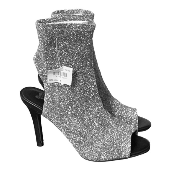 Silver Metallic Knit Sock Ankle Bootie Open Toe High Heel Women’s Size 6… - Picture 1 of 12